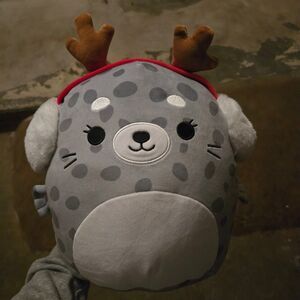 Squishmellow Odlie Christmas Seal